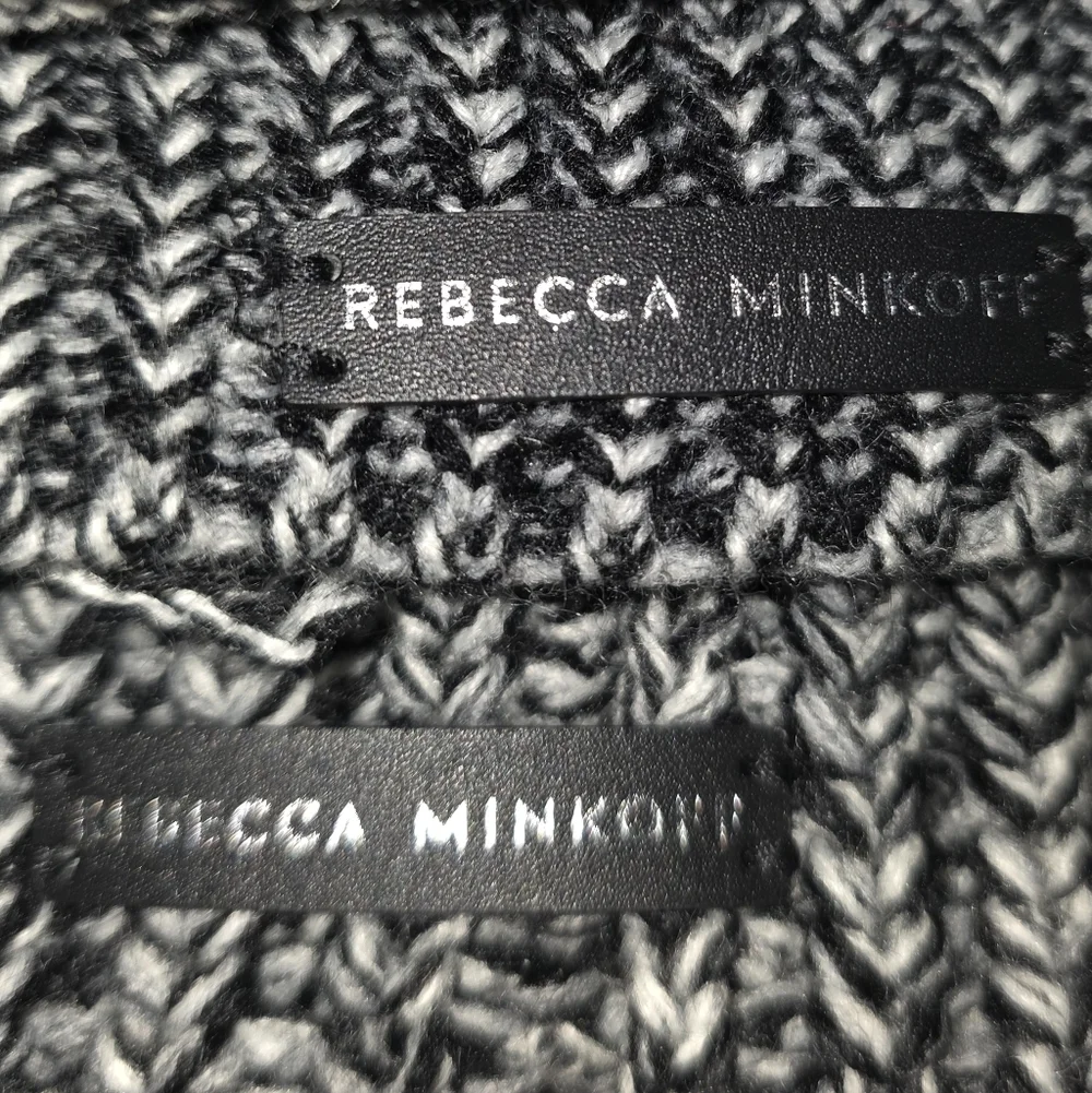 Rebecca Minkoff Hat Hand Warmer Set Black White NWOT #SCA1